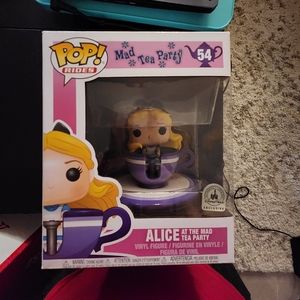 Alice in teacup funko pop
